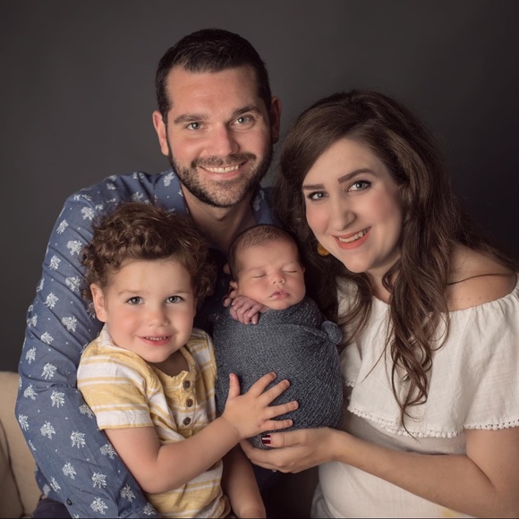 Welcome To My Closet! - Picture 5 of 5